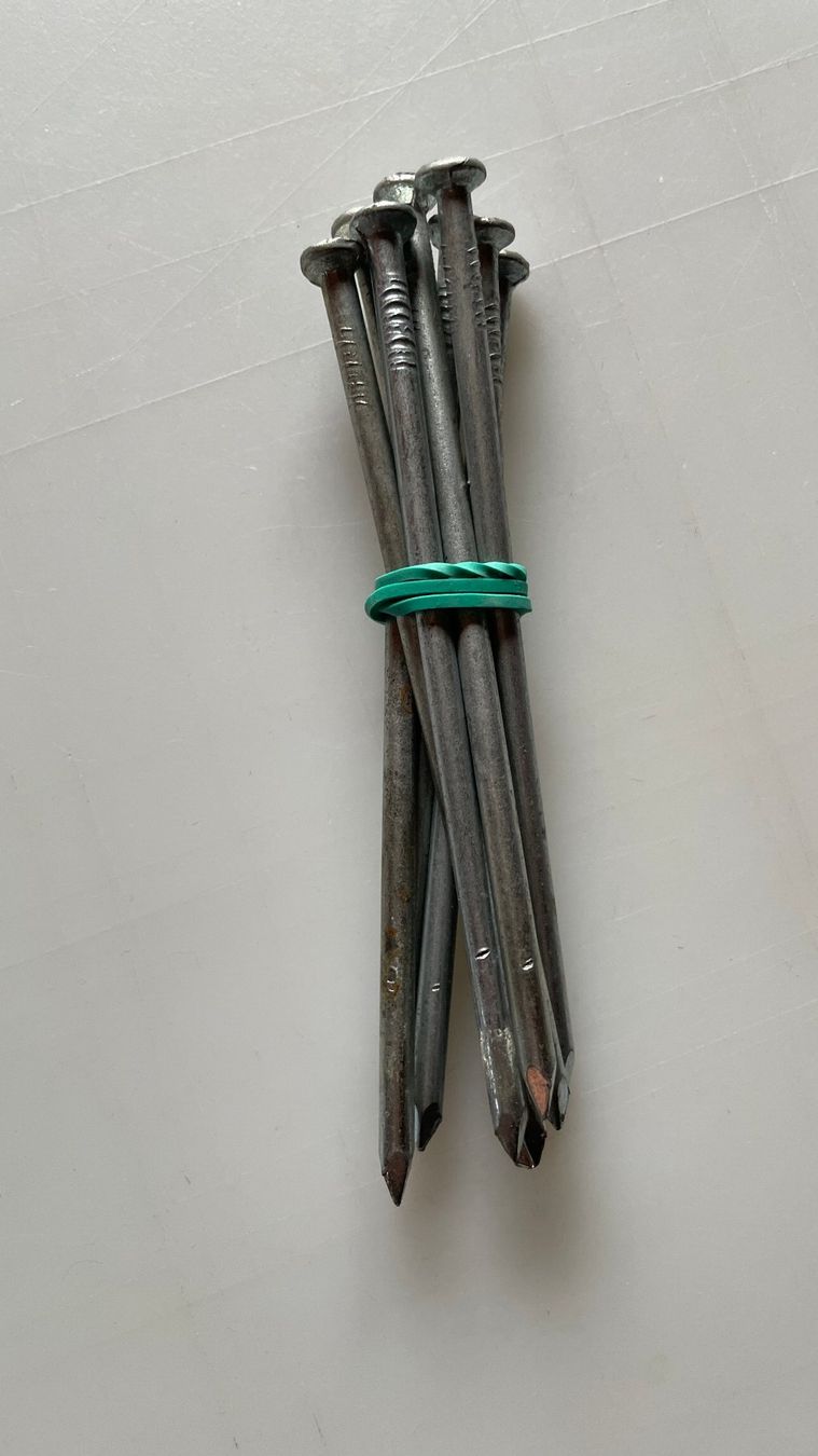 Eisenwaren: 120er Nägel 9 Stk. verzinkt – Neu (gemäss Beschreibung) aus Glattfelden von cybermaxx