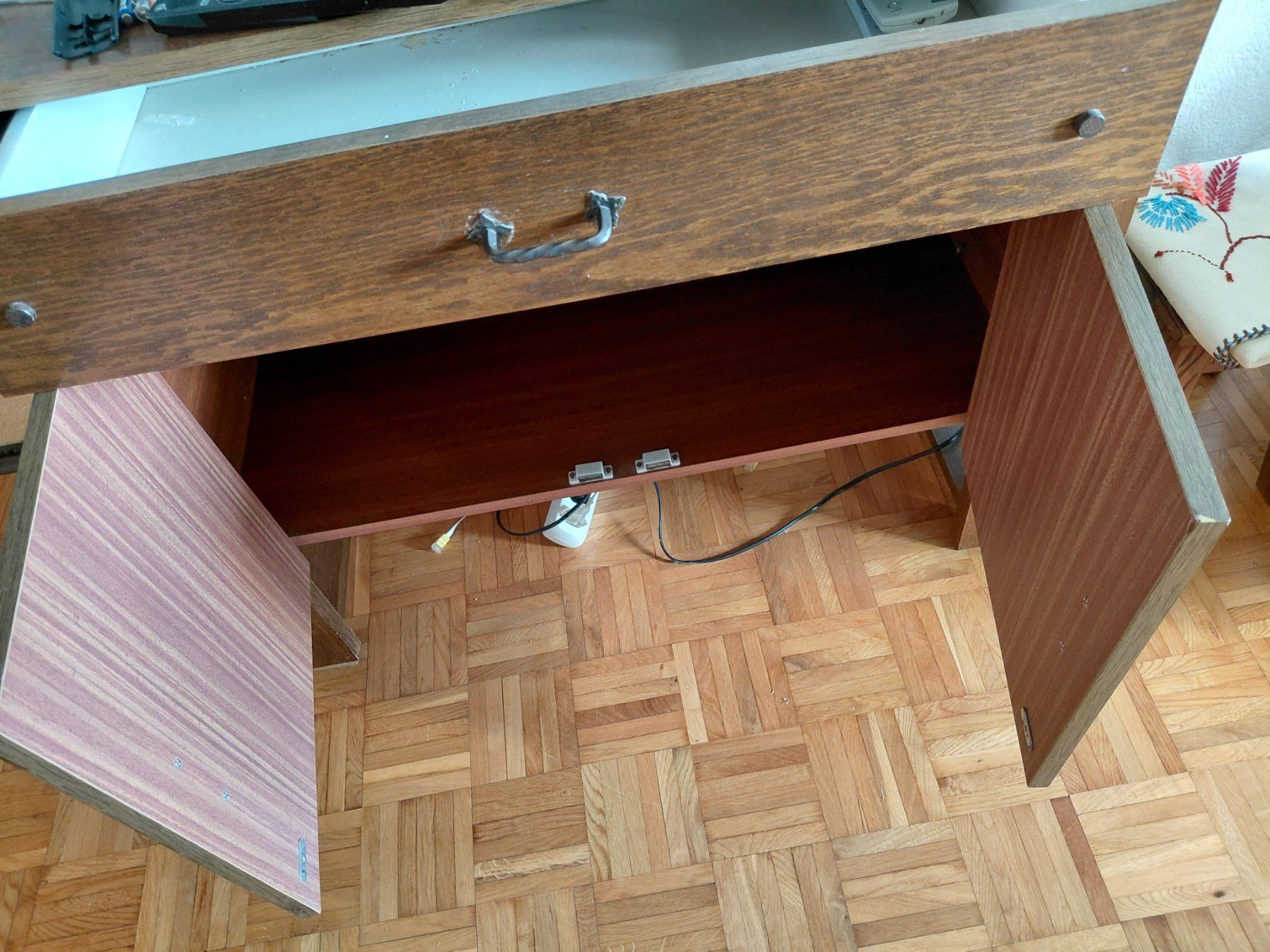 Cassettiere: Commode  a venir chercher a 2800 Delémont – Usato da Bienne venduto da tamsel02 1
