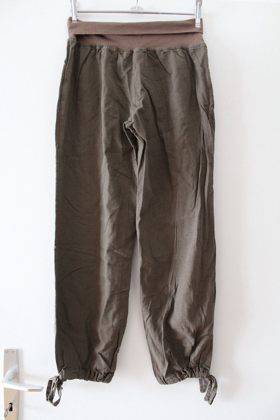Pantaloni: Leinen Stoff Hose, Gr. M – Usato da Locarno venduto da madame-tus-sauds 1