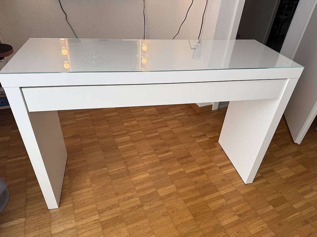 Tavoli da trucco: MALM Schminktisch von Ikea – Usato da St. Gallen venduto da mat_2k5k