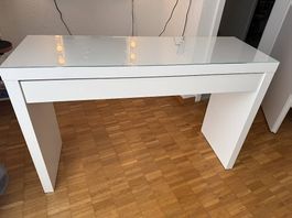 MALM Schminktisch von Ikea