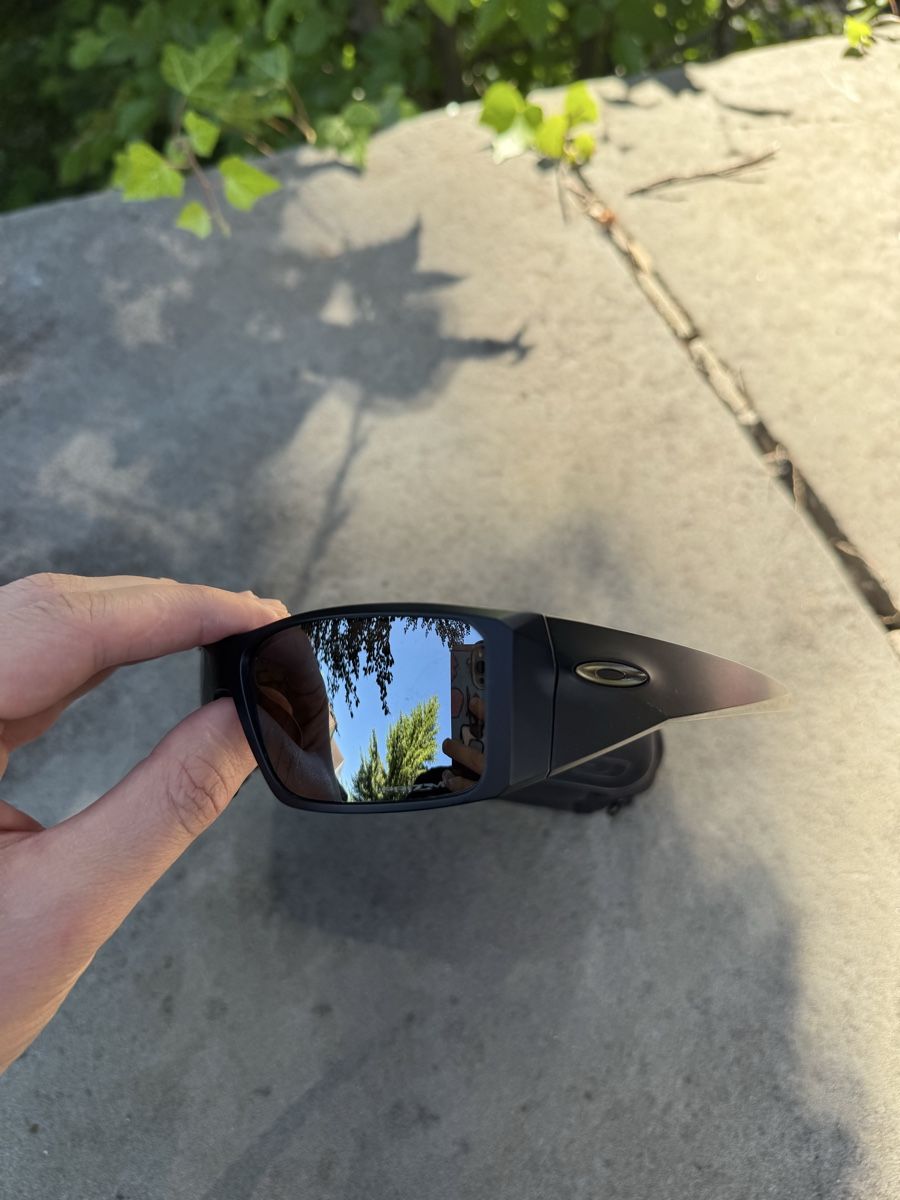 Oakley Occhiali & Lenti: Oakley Heliostat Sunglasses Black Rare – Usato da Effretikon venduto da rus_2l2p 1