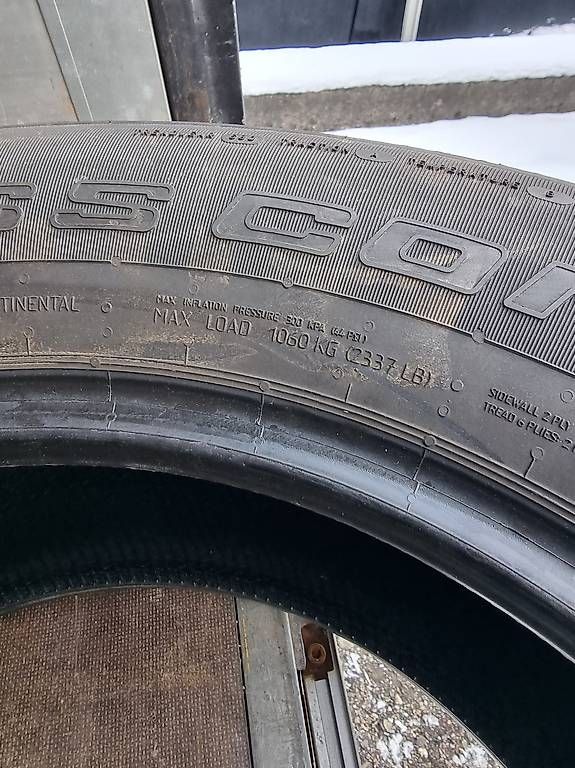 Pneumatici & Ruote complete: Reifen neuwertig – Usato da Aedermannsdorf venduto da Automarkt