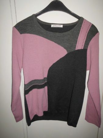 Pull rose/gris T. 4