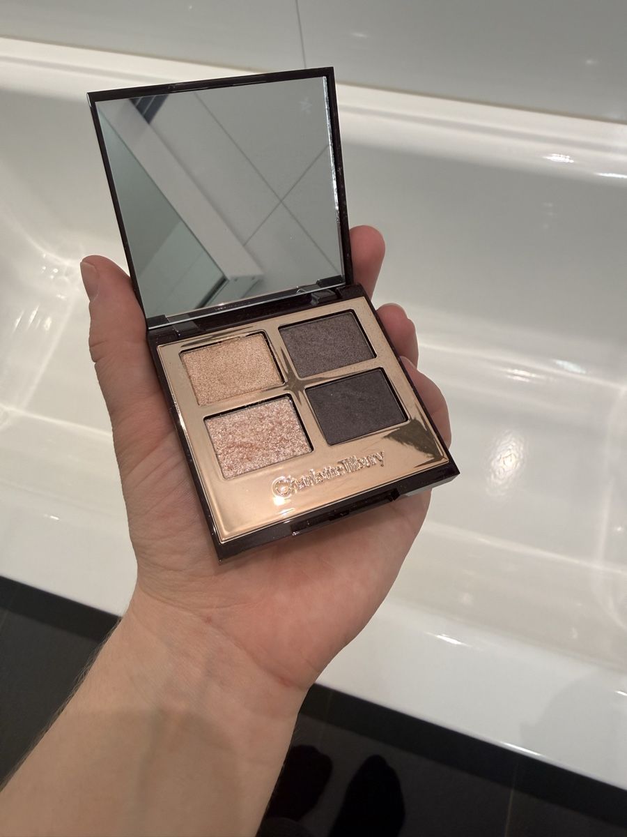 Charlotte Tilbury Make-up: Charlotte Tilbury Eyeshadow Palette – Usato da Zug venduto da sschnide92
