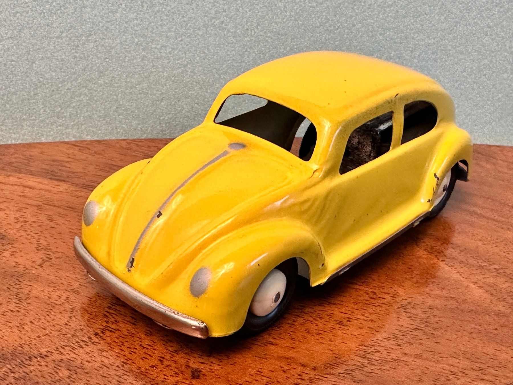 Giocattoli: Altes Blechauto , VW Käfer "Ovali" – Usato da Seuzach venduto da Jage