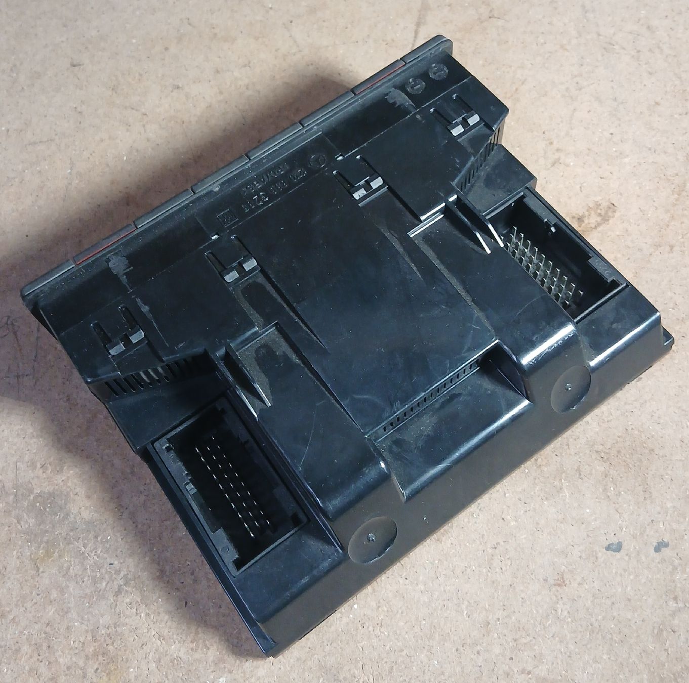 Mercedes-Benz Toutes les pièces auto: Commande de ventilation Mercedes E320 W211 – D'occasion à la heutte par Auto-stock 1