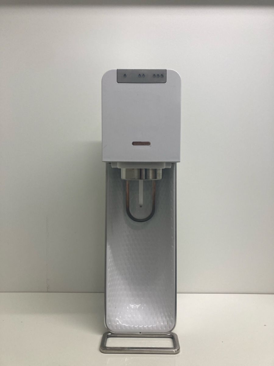 Sodastream Küchengeräte: Sodastream Sprudler SOURCE Electric designed by Yves Behar – Gebraucht aus Zürich von Lichtermeer 7