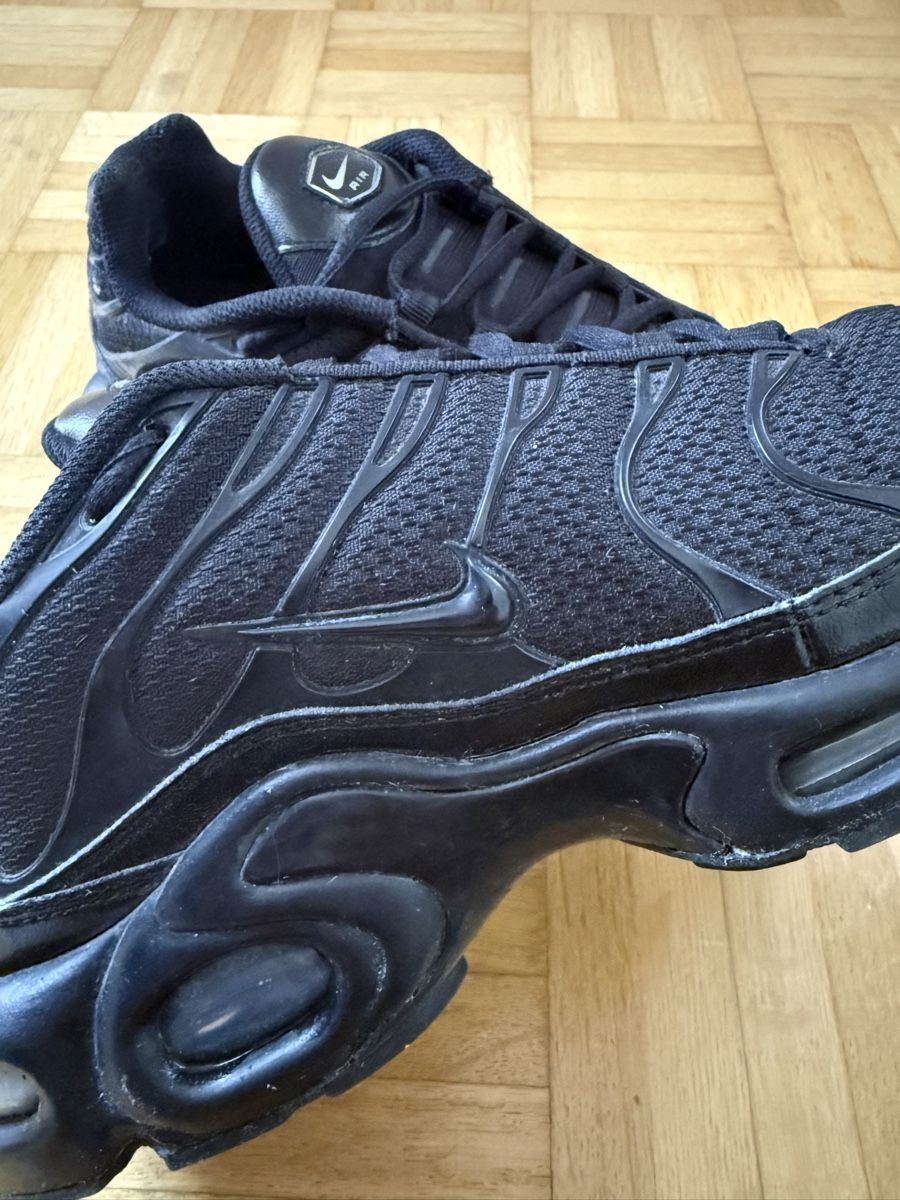 Nike Chaussures hommes: Baskets Nike Air Max Plus noir état acceptable – D'occasion à Zürich par Butpiquant 7