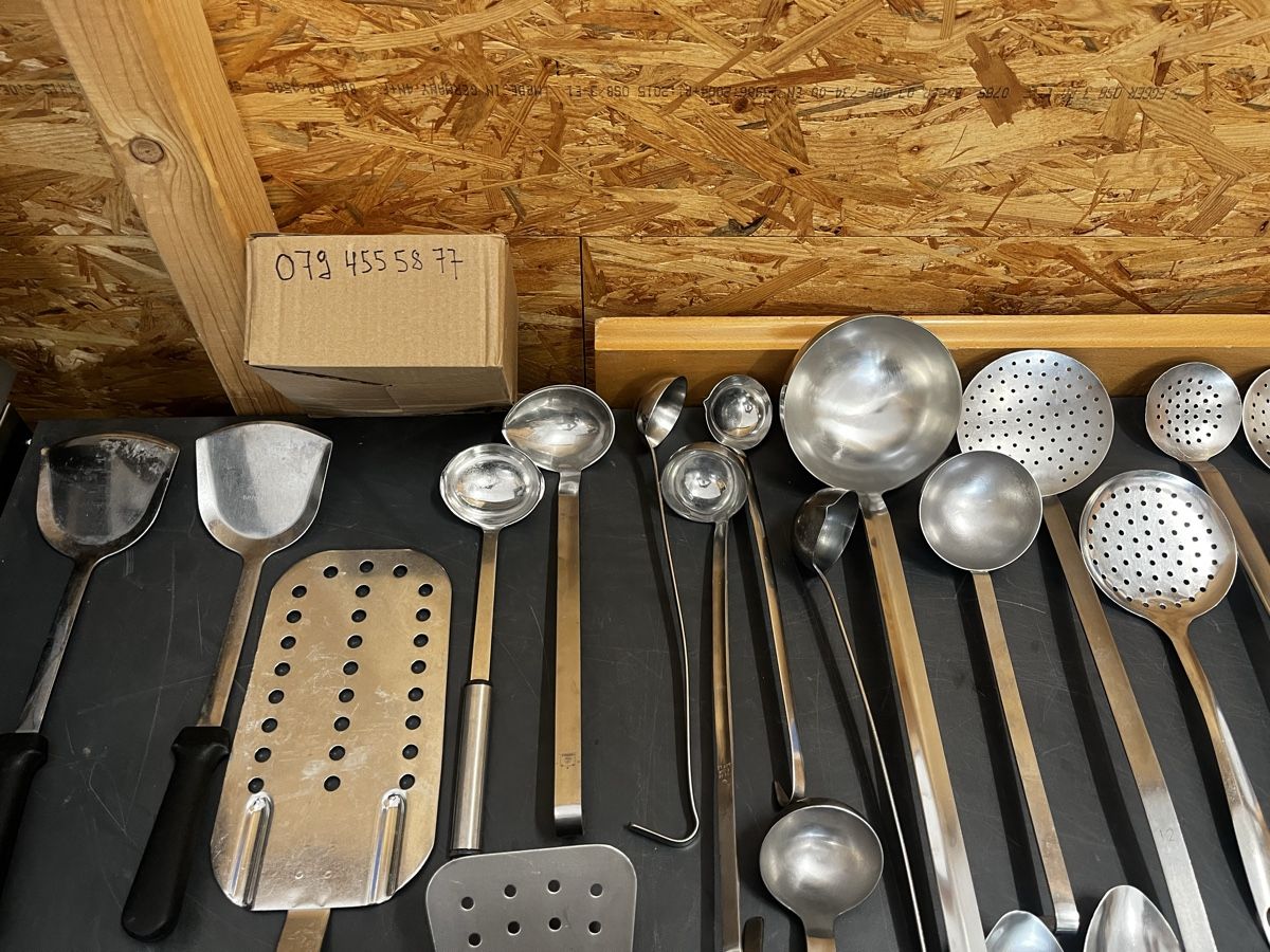 Elettrodomestici da cucina: Lot Schöpfbesteck 30 Teilig  – Usato da Dittingen venduto da Cervolino77 1