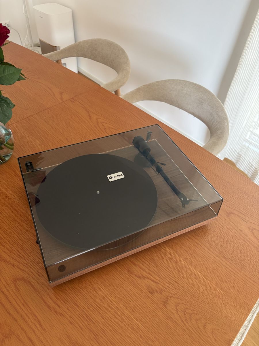Pro-ject Plattenspieler: Pro-Ject T1 Phono SB Plattenspieler – Gebraucht aus Basel von maj_5hq9 1