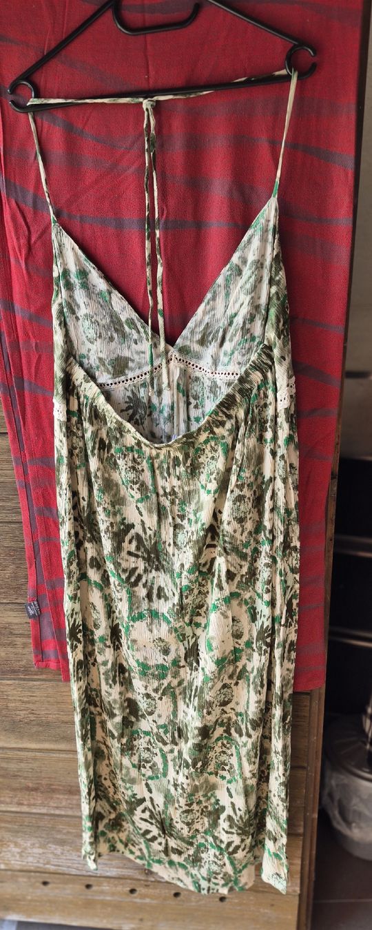 Kleider: Damenkleid – Neu (gemäss Beschreibung) aus Wislikofen von Ana.Gomes 8