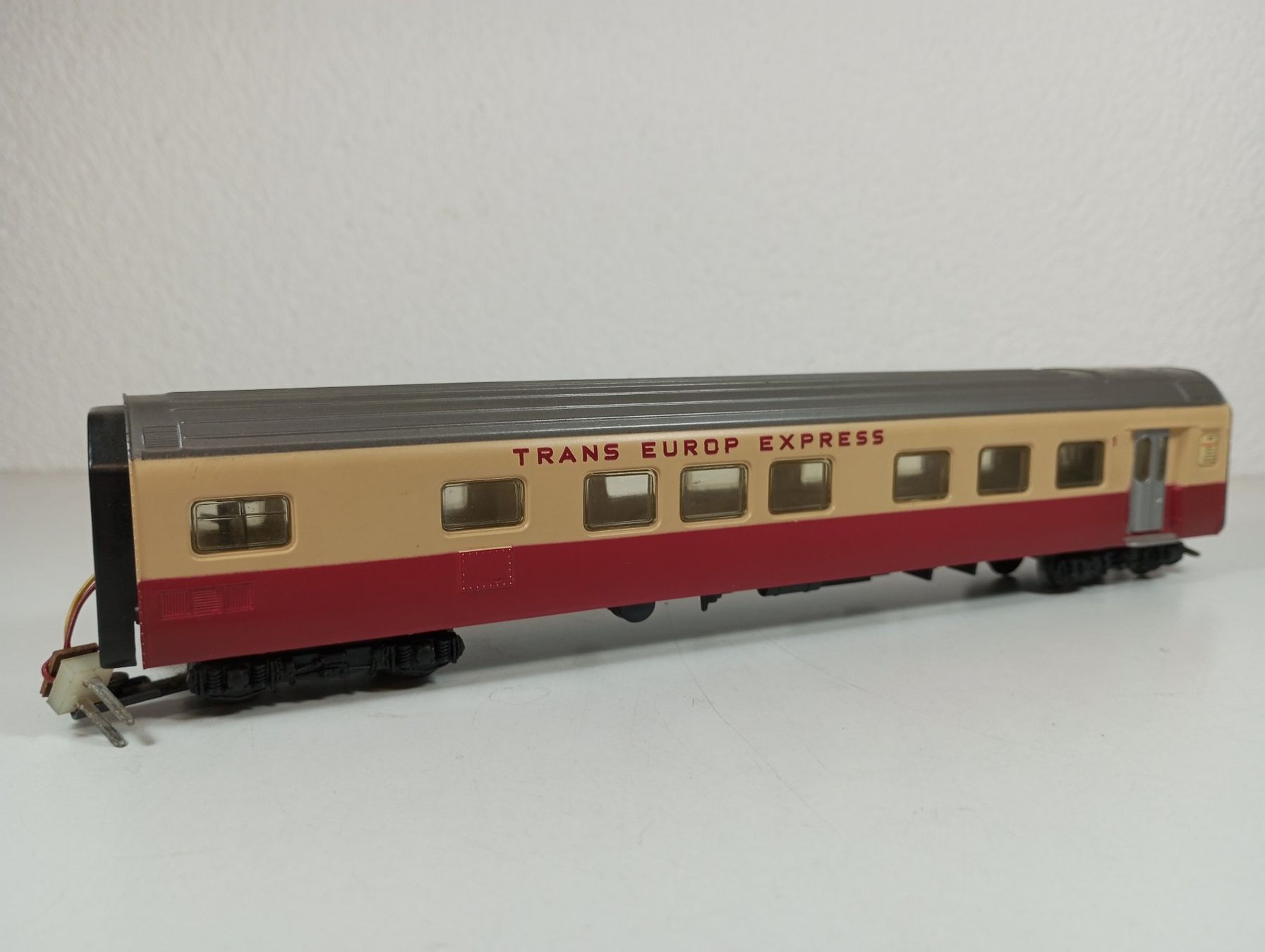 Märklin Modelleisenbahnen: Märklin DIG: 3071 TEE Triebzug SBB / rame TEE CFF – Gebraucht aus Fontaines NE von waterfoot 3