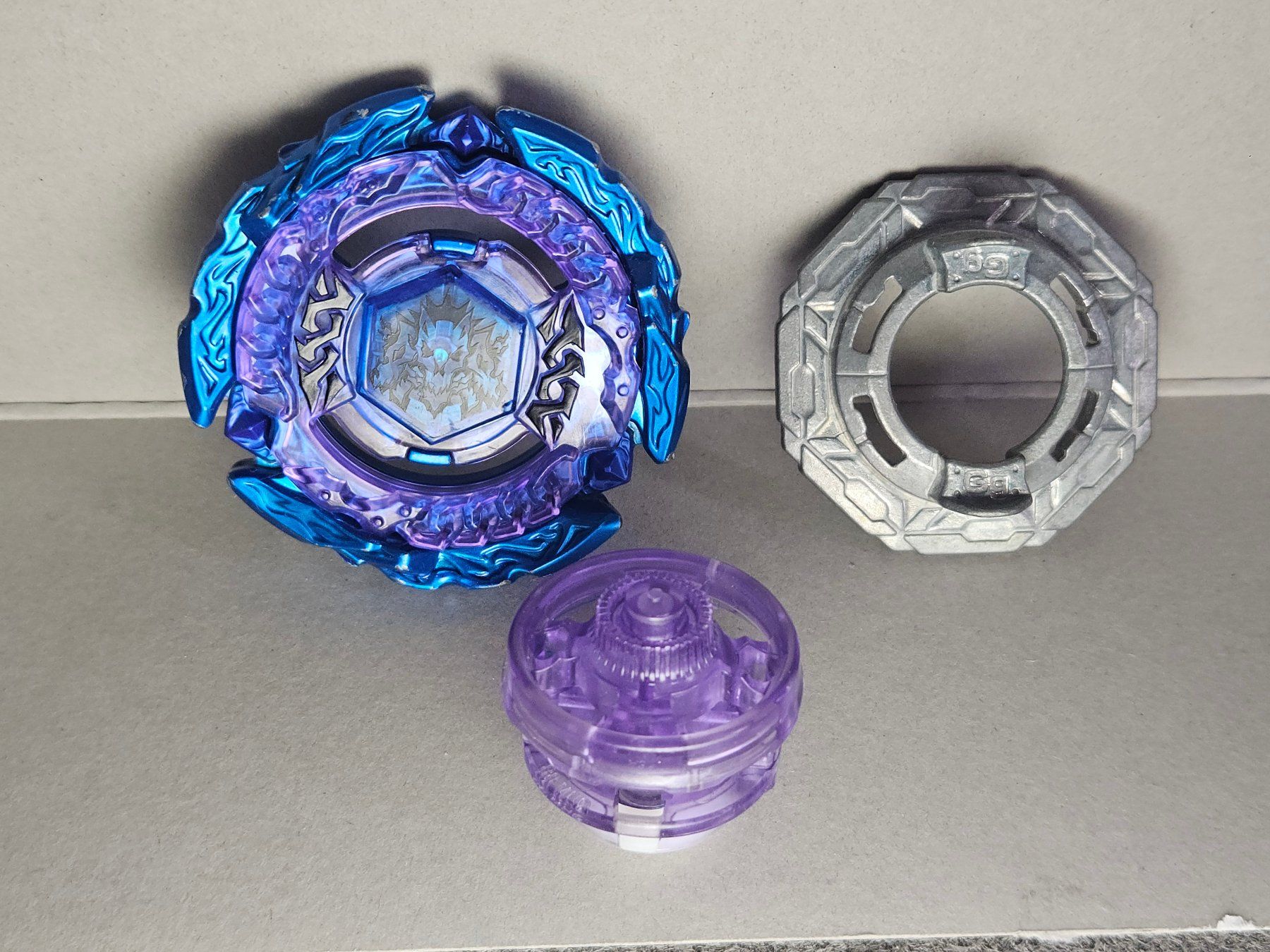 Tomy Giocattoli: Beyblade Takara Tomy Hell Kerbecs Giga Wave – Usato da Andermatt venduto da NinjaTurtle 1