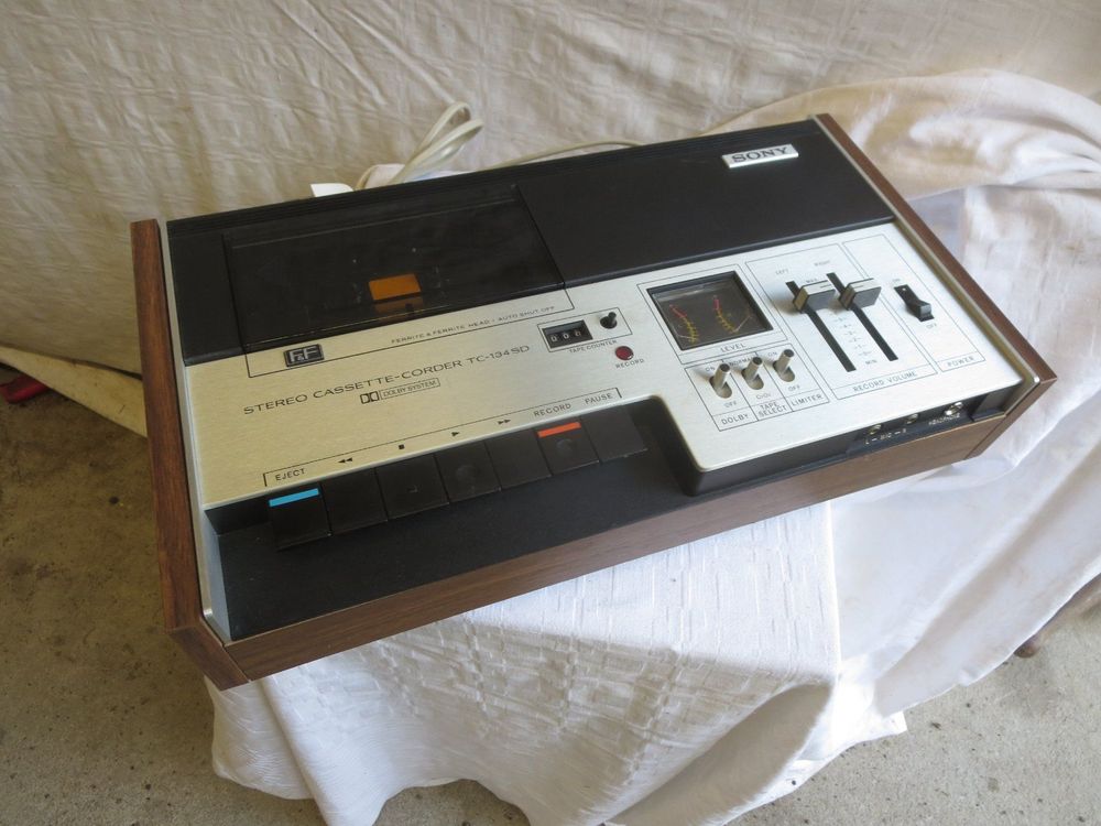 Sony Stereo Cassette-corder Tcs-310 Made in Japan