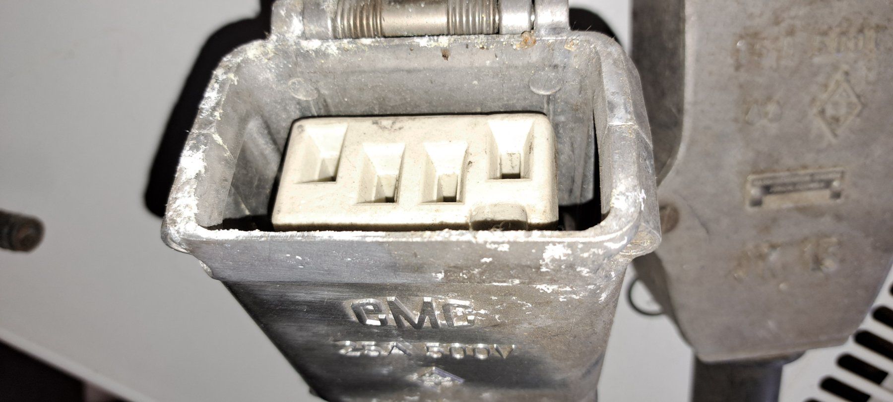 Alle Werkzeuge: Alte Stecker Industrie Stecker 2 Stk. Vintage Stecker – Gebraucht aus Wädenswil von mh012 1