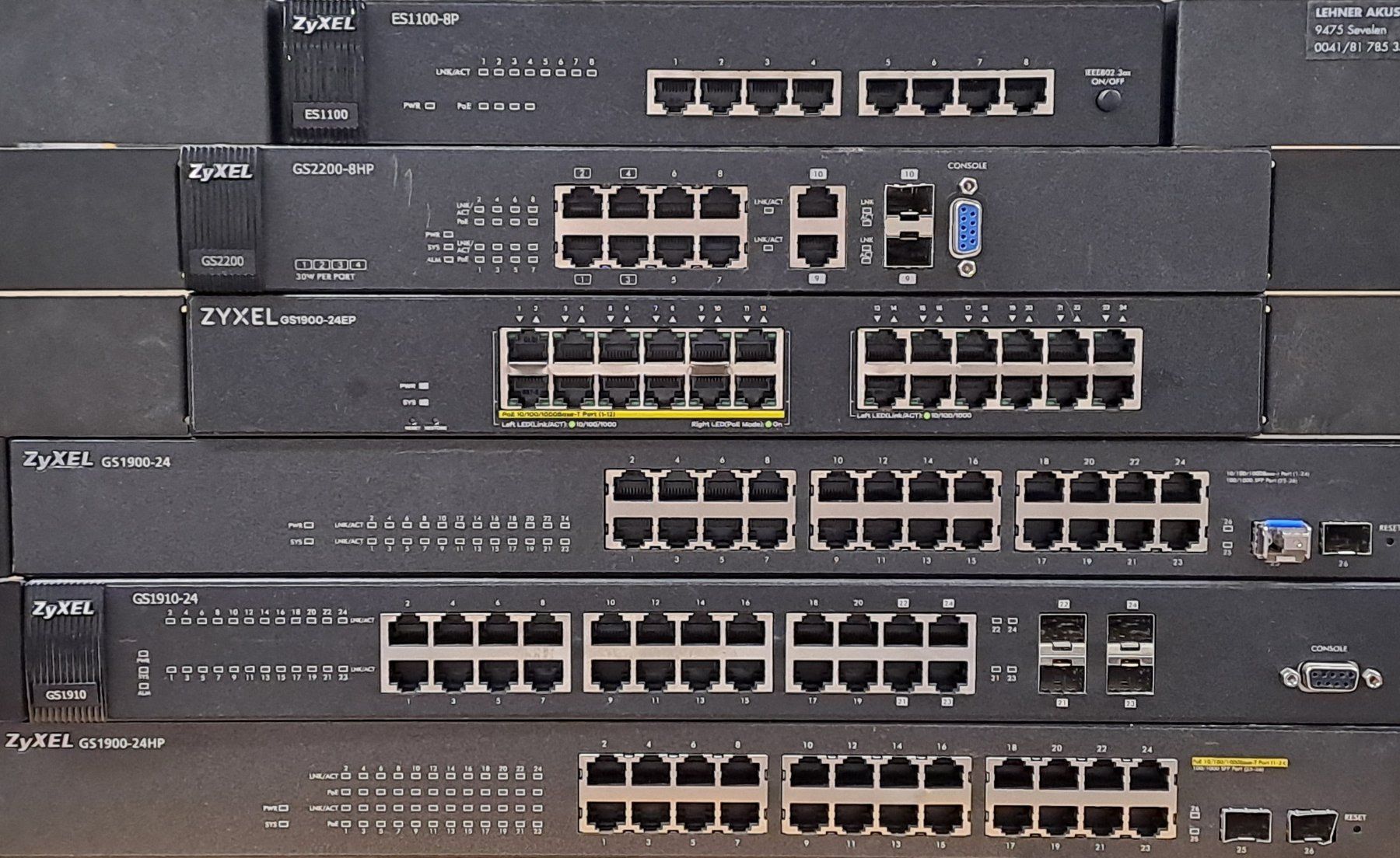 Hub & Switch: Gigabyte Lan switch Preis pro Port – Usato da Andwil SG venduto da Computerland 1