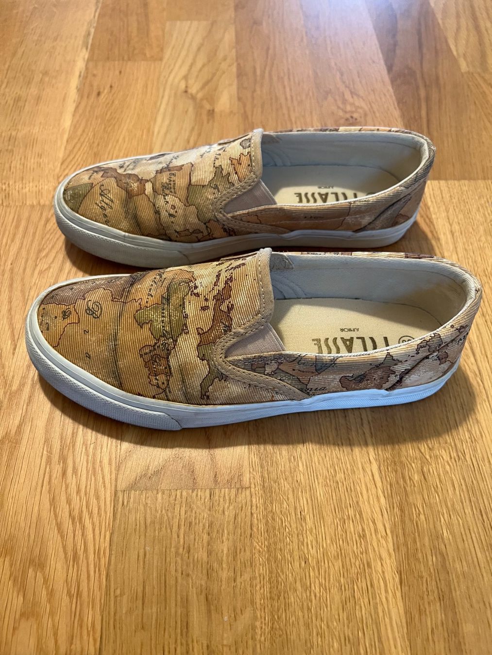 Scarpe da donna: Sneakers estive ALVIERO MARTINI – Usato da Bôle venduto da dany2021 1