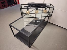 Stilvolle Hängeleuchte mit Glas und Metall