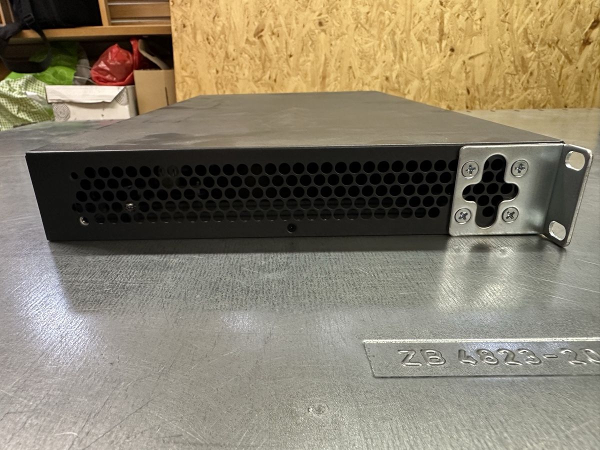 Hewlett Packard Hub & Switch: HP 1820-24G Switch J9980a – Usato da Luzern venduto da FrankGroebel 3