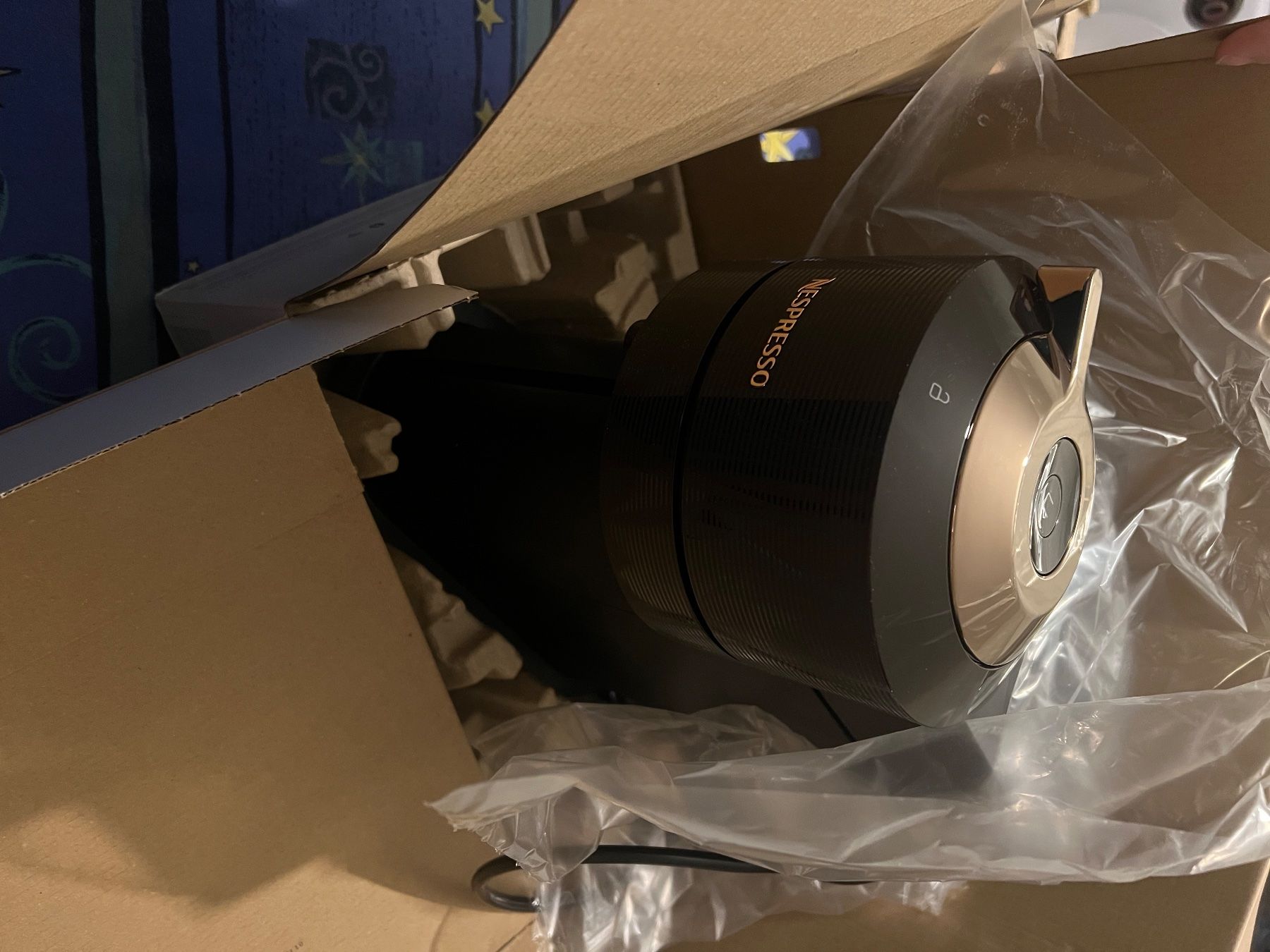 Nespresso Macchine per caffè & Macchine per espresso: Nespresso vertuo premium next – Usato da Confignon venduto da lui_l2tr 3