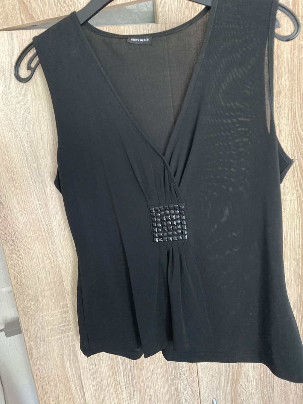 Gerry Weber Tops: Schickes Gerry Weber Top, Grösse 36,  edel, schwarz – Neu (gemäss Beschreibung) aus rheineck von norwegianwood52 3