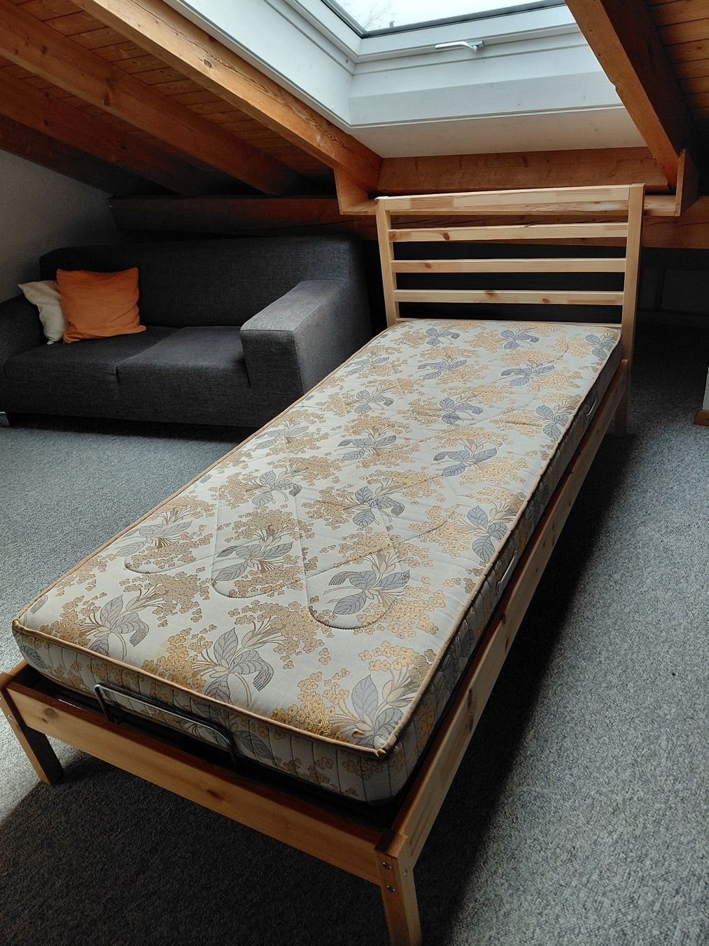 Lits: Bett 200/90 – D'occasion à Obfelden par ly59nx 5