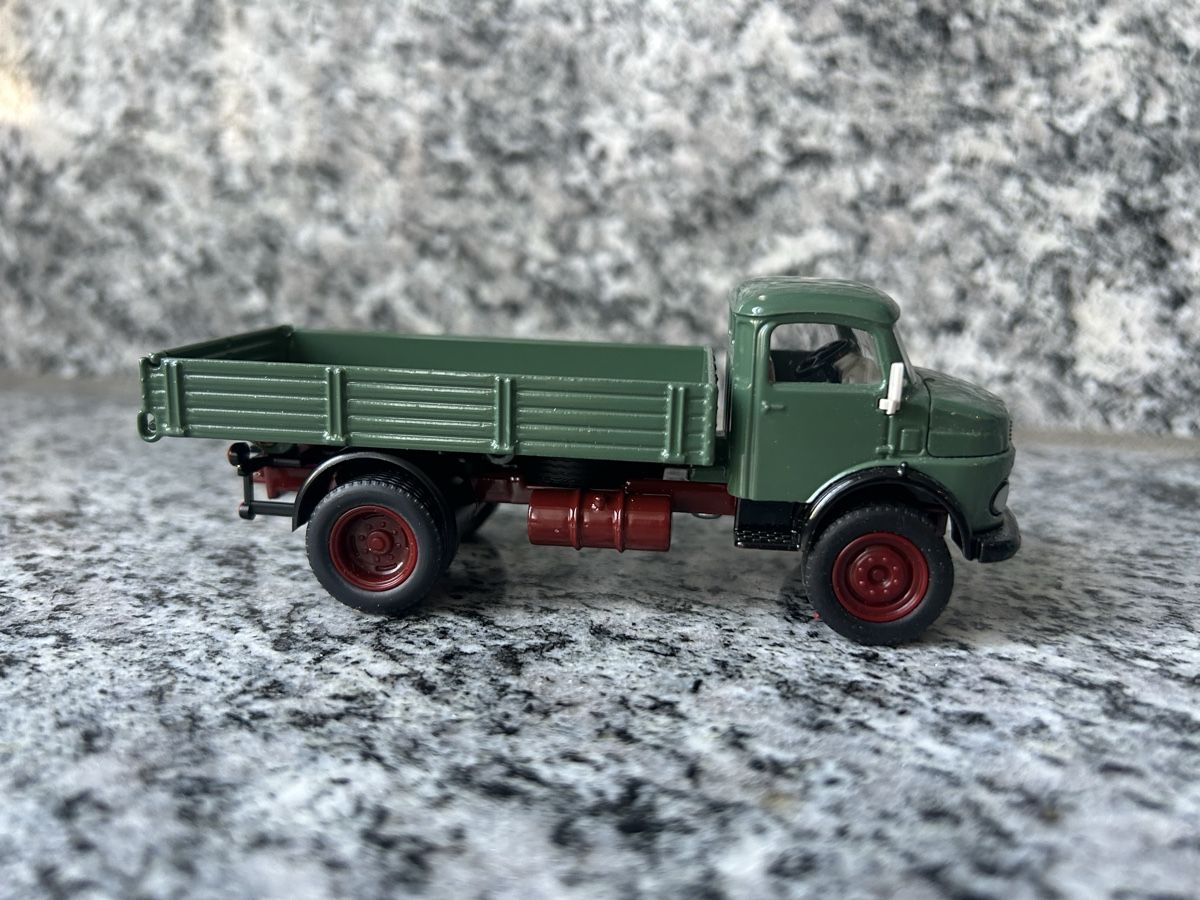 Kit di modellismo & Modellini statici: Mercedes Kipper, 1:50 – Usato da Horw venduto da Tigercat635 2