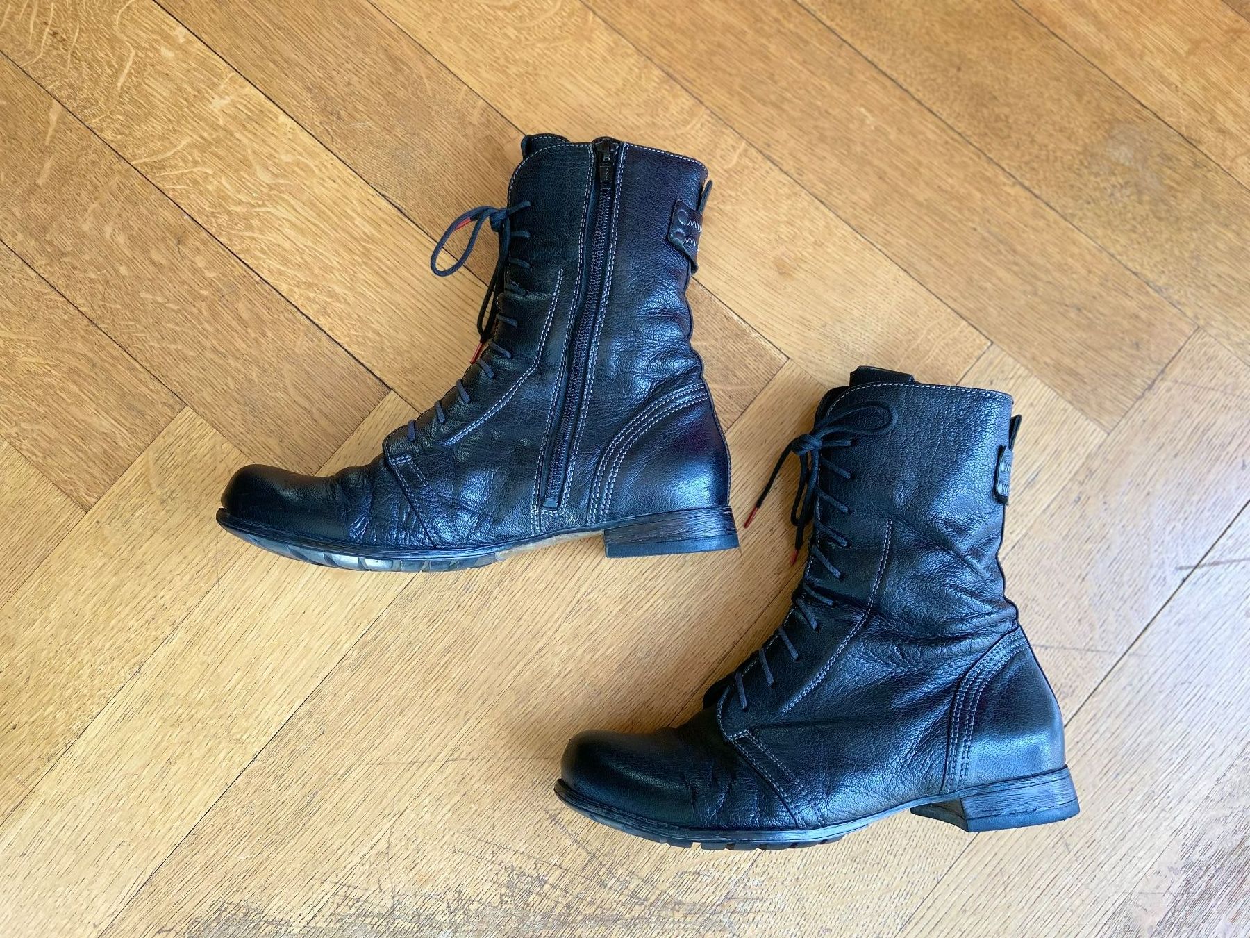 Think Damenschuhe: Bottes "Think!" en cuir avec fermeture éclair et lacets - 37 – Gebraucht aus Lausanne von maintenant 2