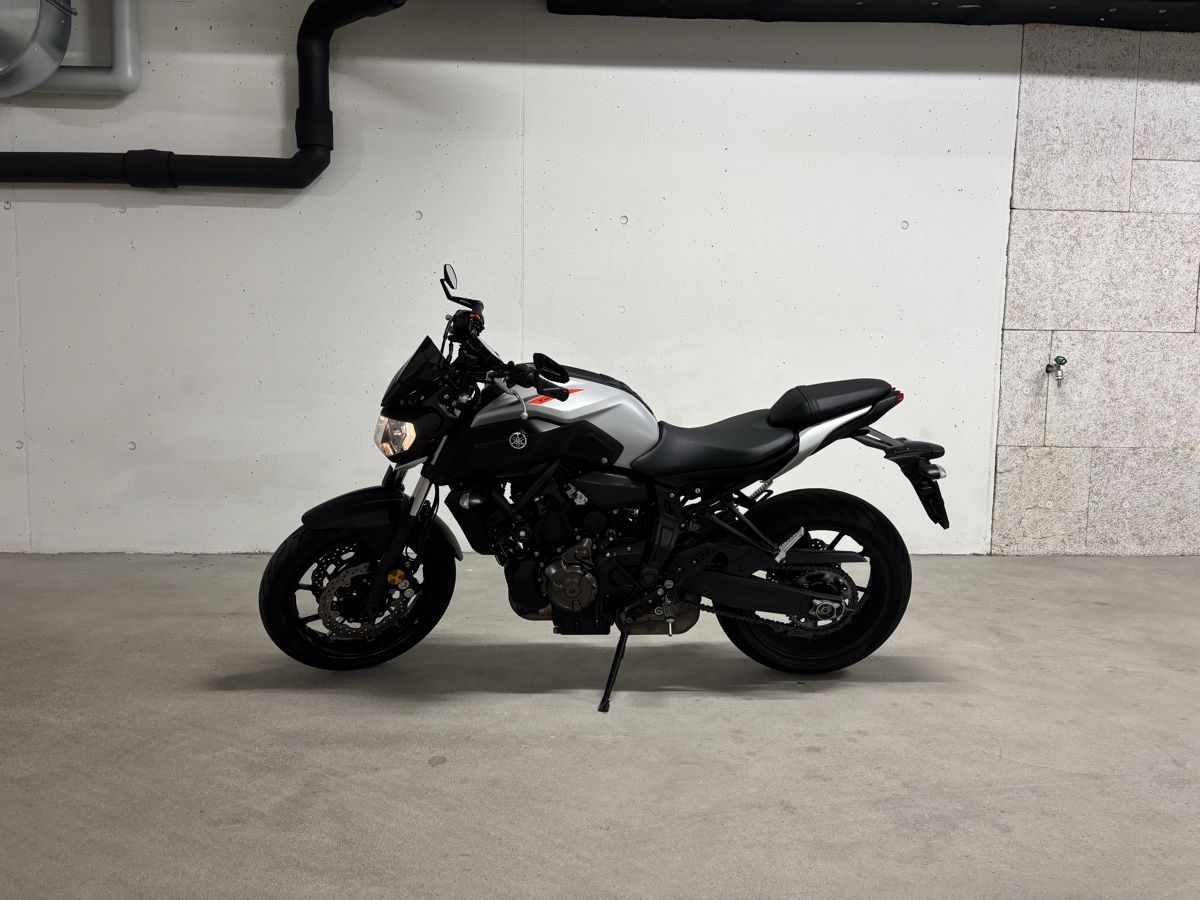 Yamaha Strada: Yamaha MT-07 – Usato da Bäretswil venduto da Wasserrettung