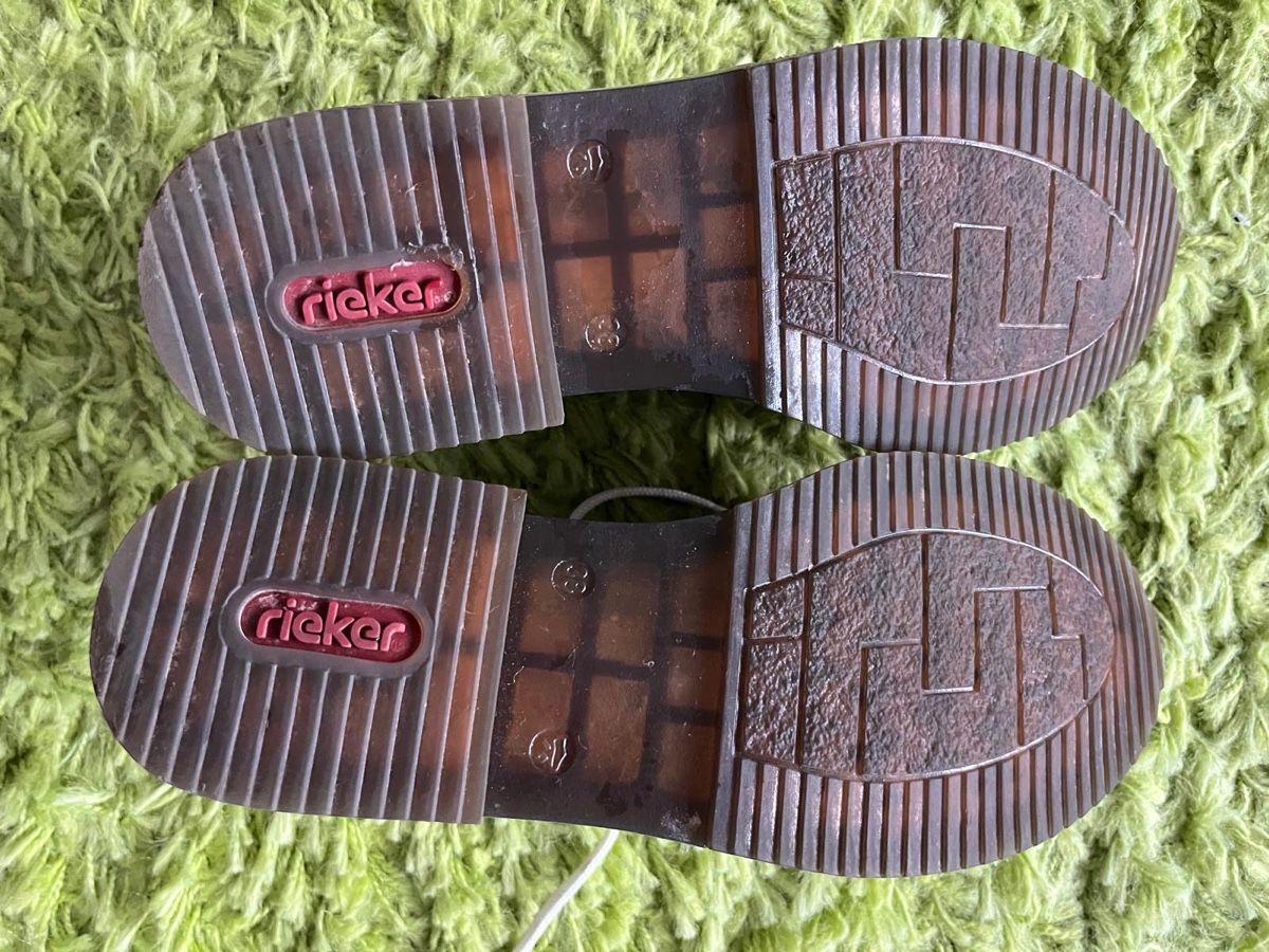 Rieker Scarpe da donna: Rieker Frühlingsschuhe, Gr. 38 – Usato da Neuhausen venduto da DELY 2