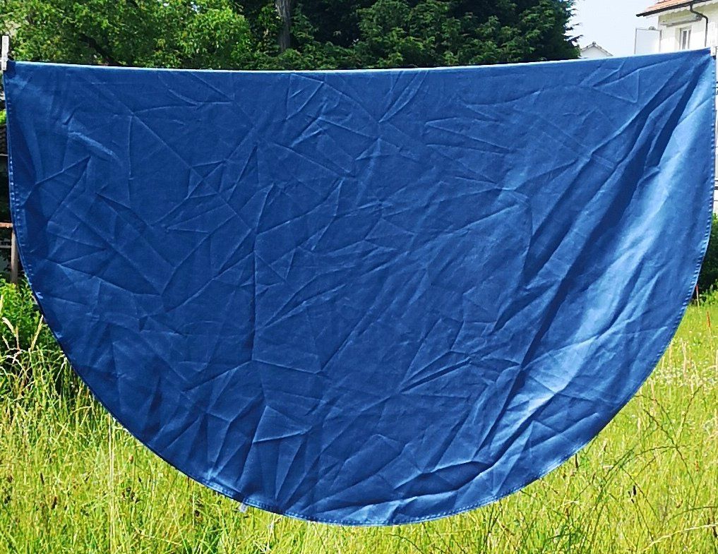 Altra biancheria da tavola: Grosse ovale Tischdecke 170 x 220 cm, mit 4 Sets – Usato da Zürich venduto da Tanteemma369 9