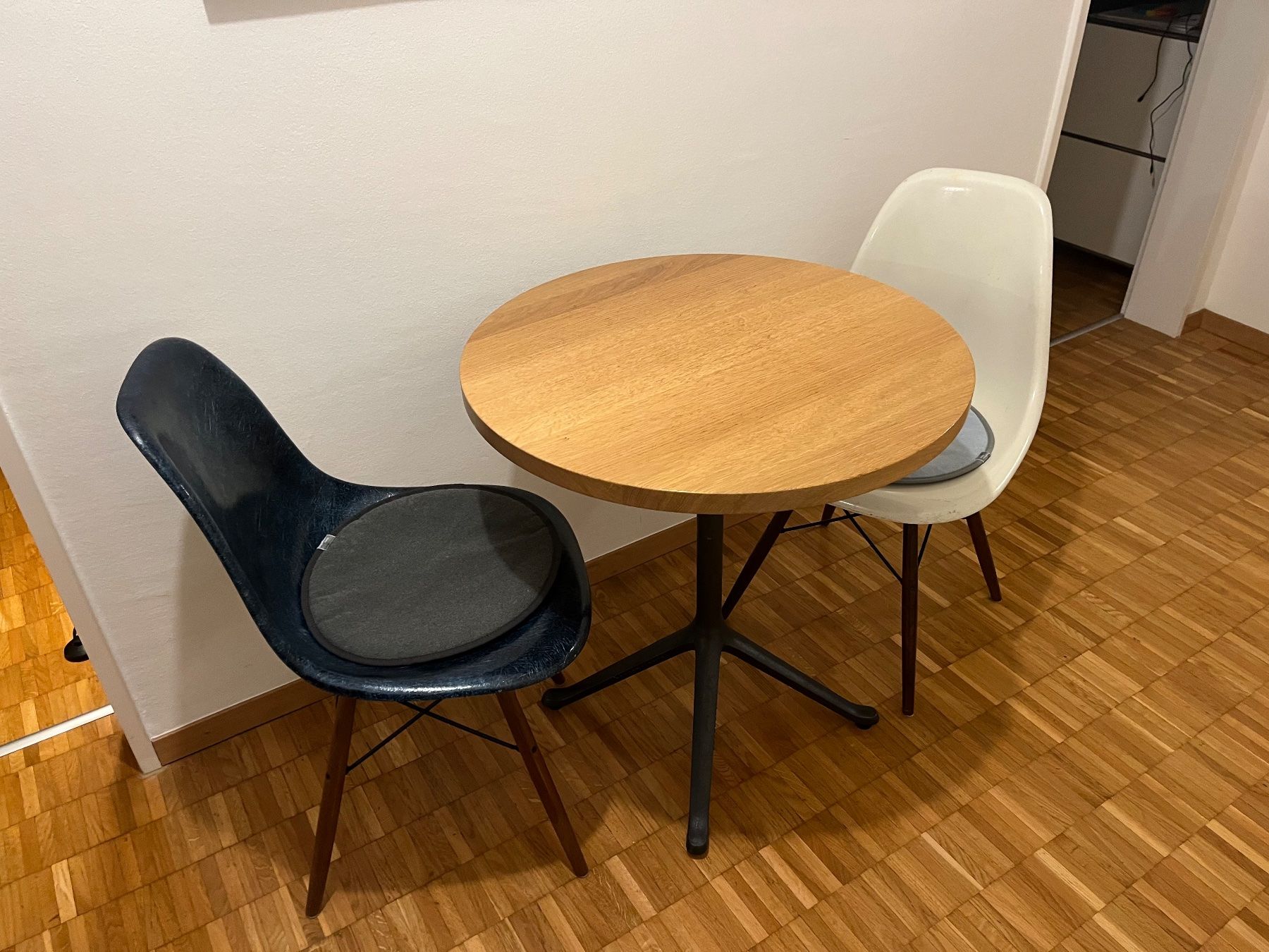 Horgen Glarus Tische: Bistrotisch 'Savoy' von Horgenglarus – Gebraucht aus Zürich von cwo56