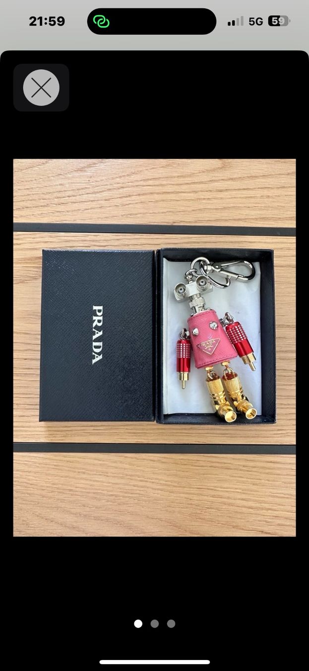 Prada Portachiavi: PRADA Keychain / Schlüsselanhänger / Taschenschmuck – Usato da Wallisellen venduto da anutadarki 1