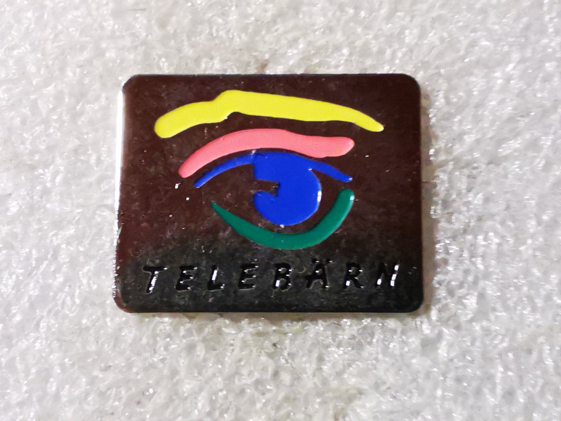 Plaquettes & Badges: Ansteckpin 16: Telebärn – D'occasion à Oppligen par Pin-Fall-Shop