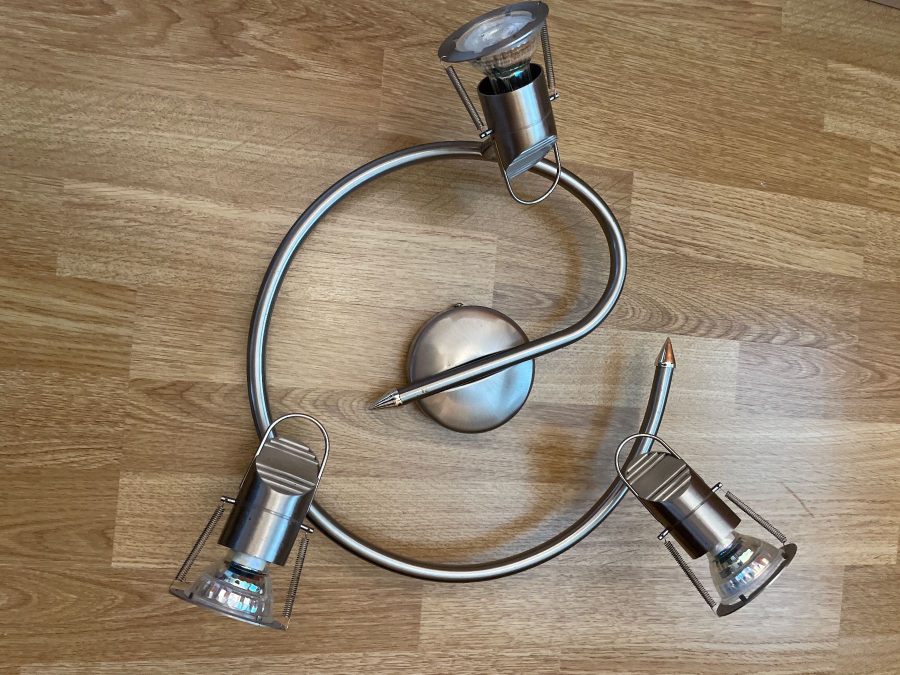 Lampadari & plafoniere: Deckenleuchte Metall mit drei Spots – Usato da Tuggen venduto da Moekli0