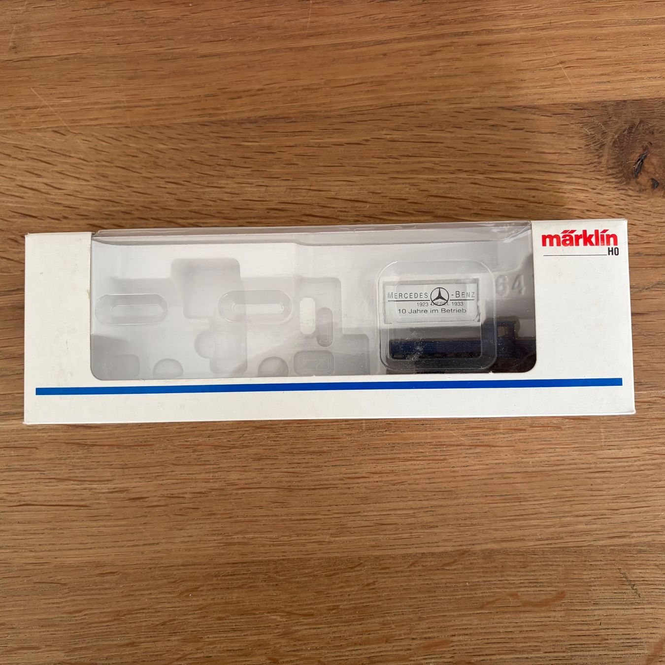 Märklin Modellini di ferrovie: Märklin - diverse Wagons und ein Trafo – Usato da Thun venduto da SS147 3