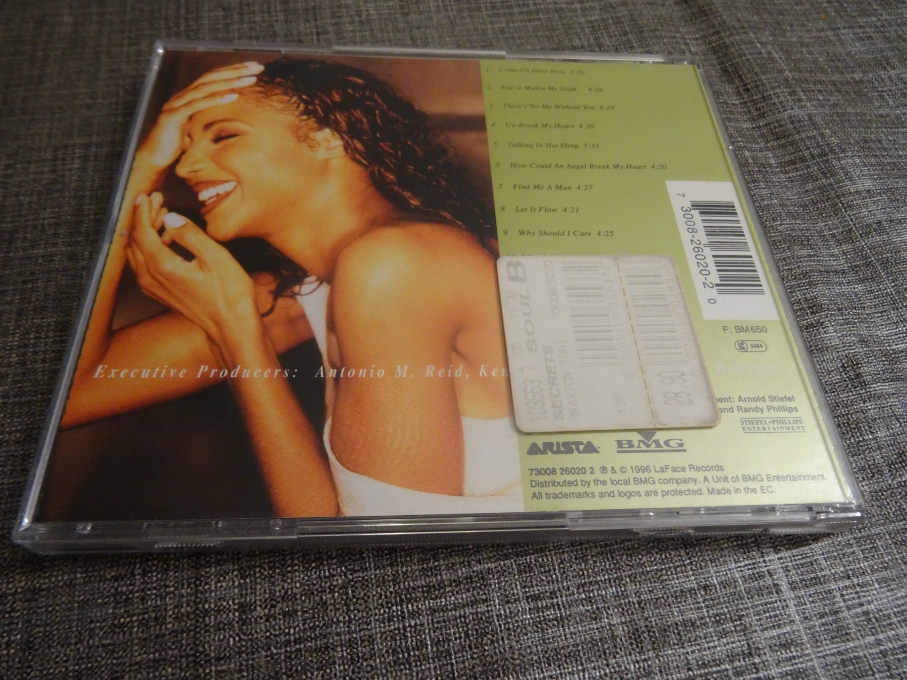 CD: Tony Braxton - Secrets - CD -   Super Sound! – Usato da Olten venduto da Disc-Ausverkauf 1
