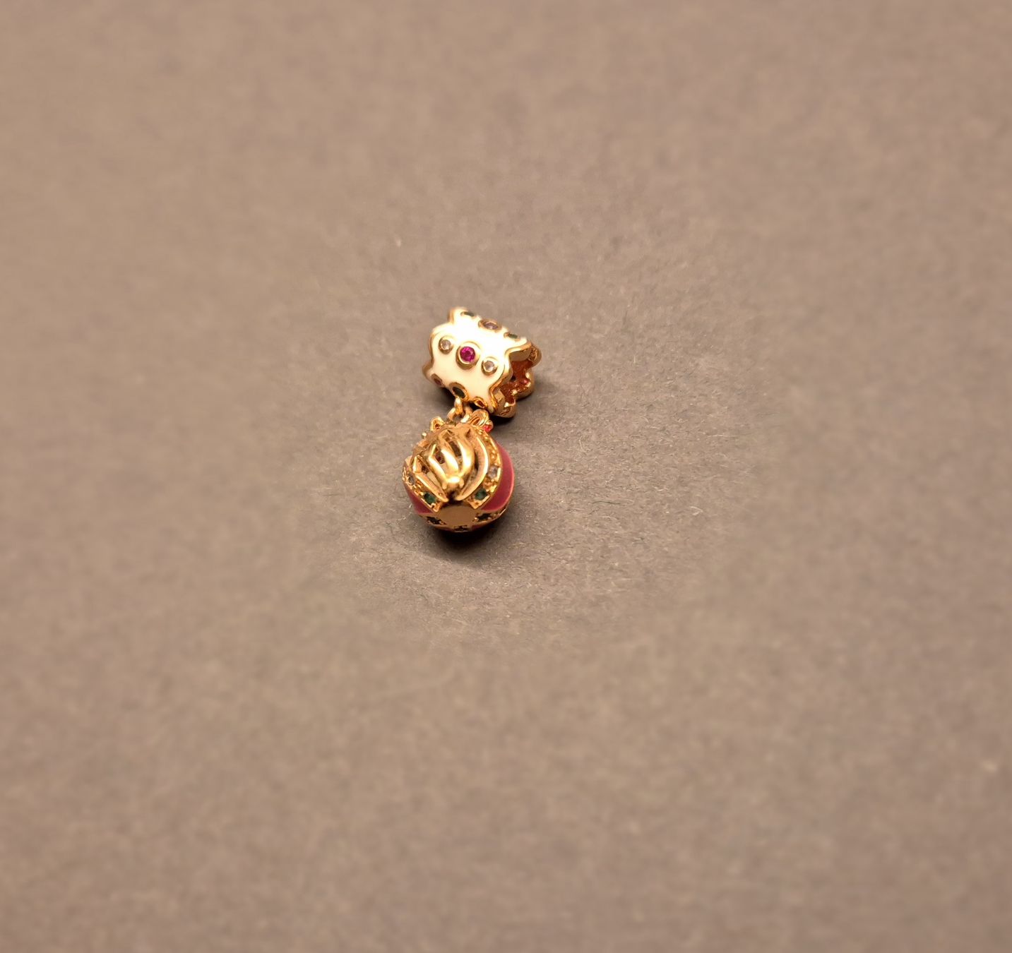 Anhänger: Charm Weihnachtskugel +Garantie – Neu (gemäss Beschreibung) aus Rotkreuz von Carbone_Bijou-Shop 2