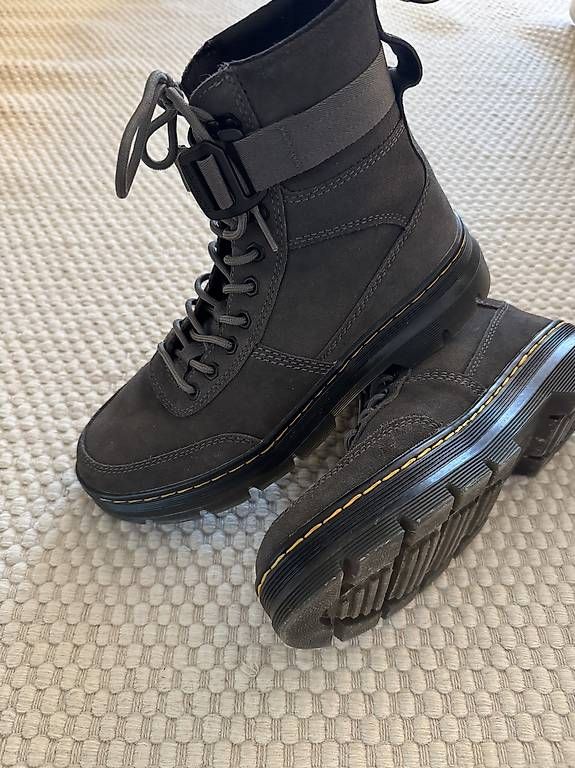 Herrenschuhe: Dr Martens Boots Gr.42 – Gebraucht aus Derendingen von att_9kys 1