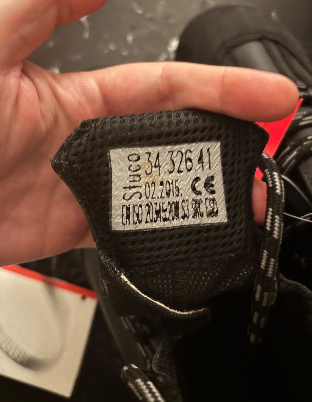 Stuco Scarpe da uomo: Neue Stuco Sicherheits-/ Baustellenschuhe S3 SRC Gr. 41 – Nuovo e nell'imballaggio originale da Zürich venduto da on_q9rx 4