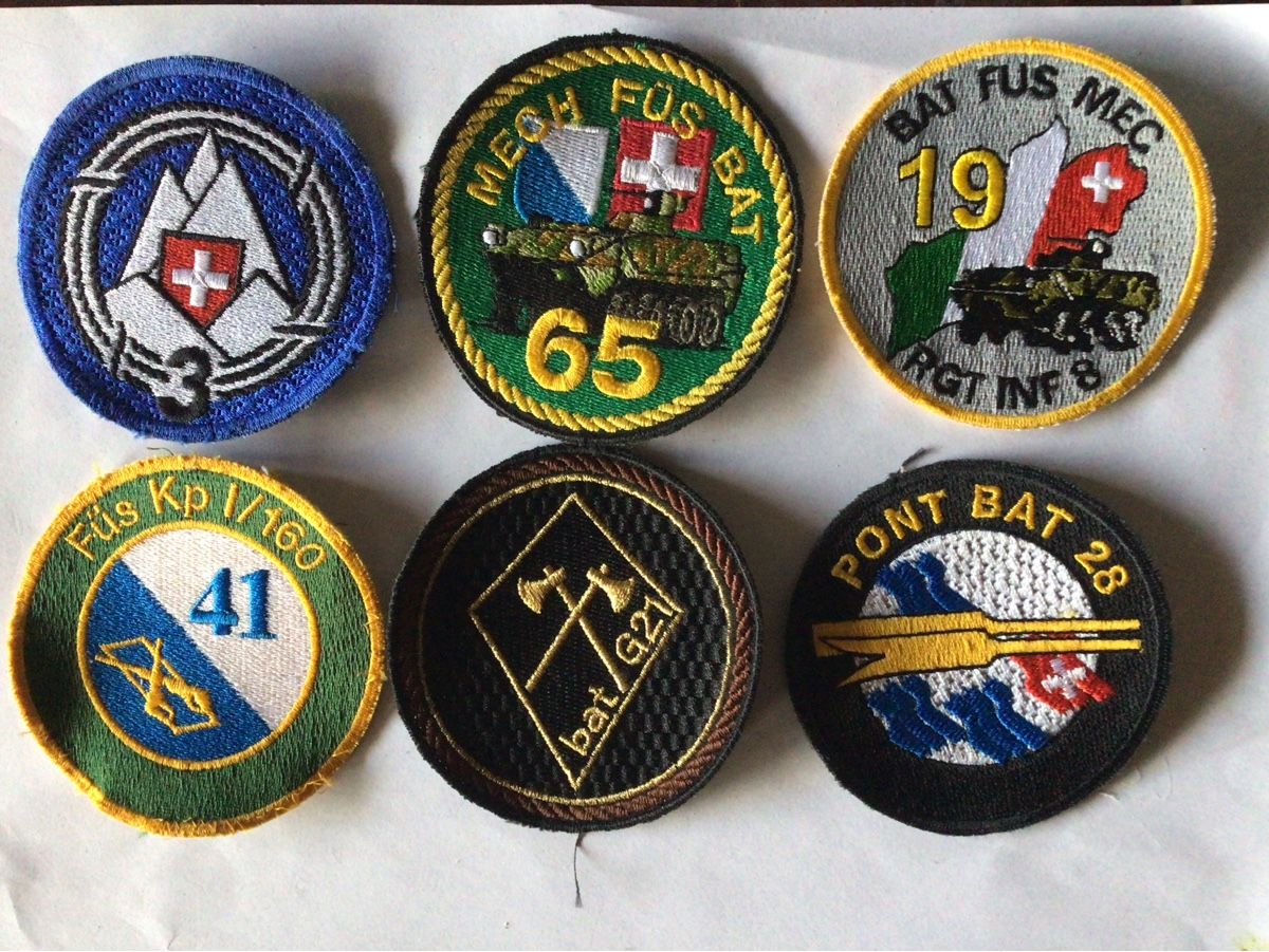 Armée suisse Plaquettes & Badges: BADGES A95 – D'occasion à Crête-à-l'oeil par Mga2
