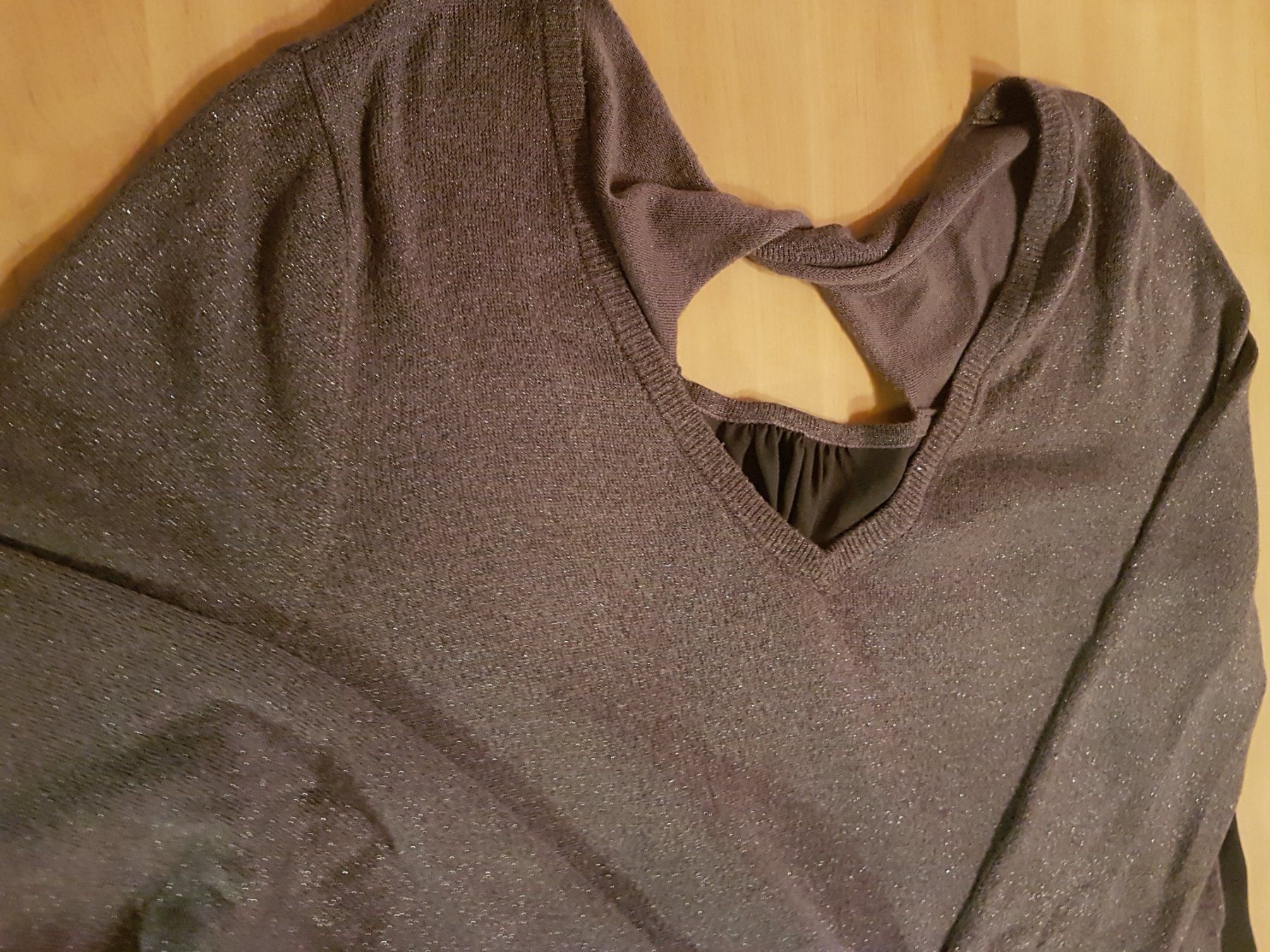 Maglioni & Felpe: Pull col en V taille M marque Miss Captain – Usato da Villiers venduto da san_jn5w 4