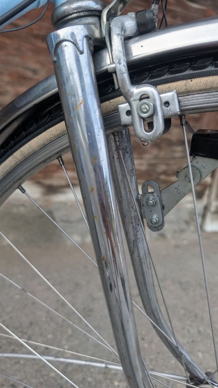 Cilo Velos: Damenrad hellblau mit Korb – Gebraucht aus Falera von rsim91 7