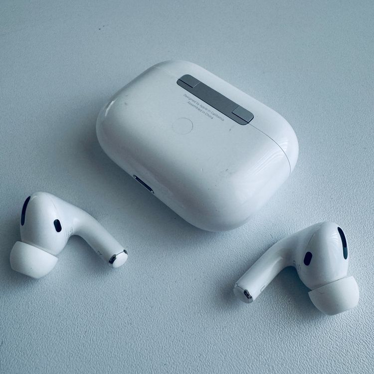 Apple Kopfhörer: Original Apple AirPods Pro 1 Gen. MagSafe USB-C Kabel – Gebraucht aus Basel von MY.AIRPODS.SHOP 8
