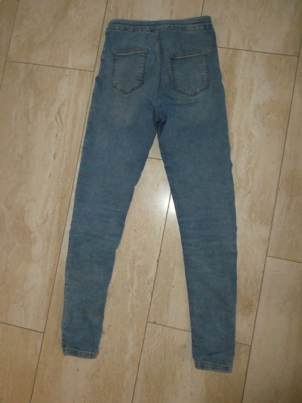 Hosen: Jeans hellblau Grösse 176 – Gebraucht aus Mels von KOSL 2