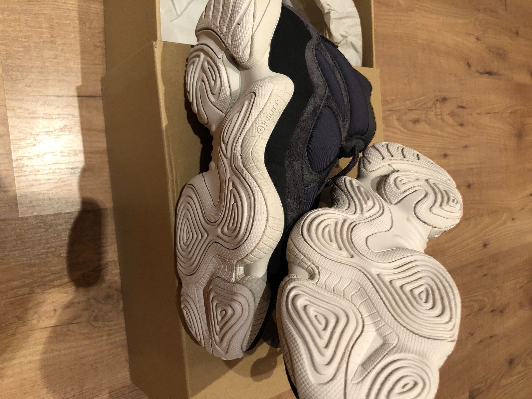 Adidas Scarpe da uomo: Yeezy 500 High US 8 – Nuovo e nell'imballaggio originale da Walkringen venduto da buetzu08 1