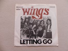 Single brit.Rock Pop Band Wings mit Paul McCartney 1975