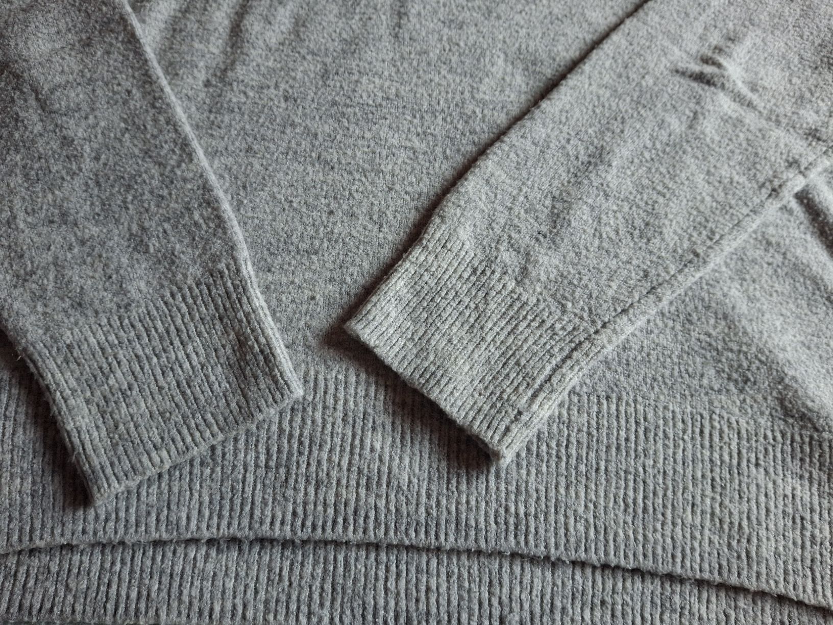 H&M Pullover & Sweatshirts: Pull gris taille M marque H&M 3% laine  – Gebraucht aus Villiers von san_jn5w 1