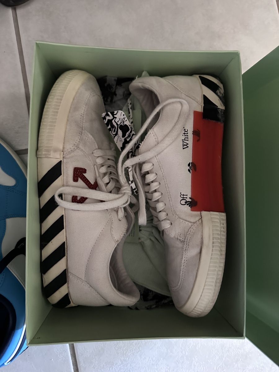 Off-White Scarpe da uomo: Off-White Sneaker Grösse 42 – Usato da Bottmingen venduto da SemirKaeslin